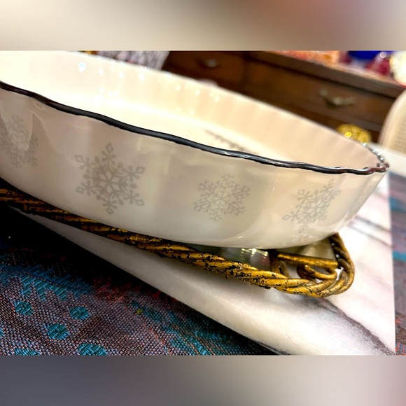 Grace Bake Shop Reindeer & Pine Tree Snowflake Scene Baking Dish Pie/Quiche NEW - Picture 5 of 9